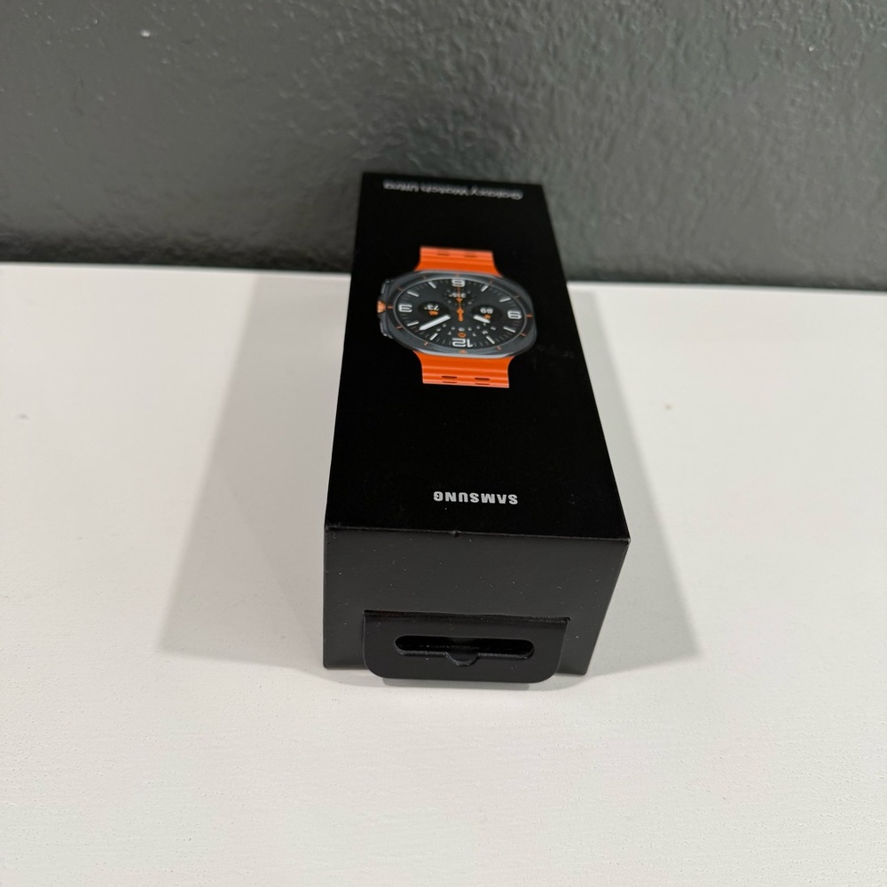 Samsung Galaxy Smart Watch Ultra 47mm LTE Titanium, Titanium Gray, Orange Band - Picture 6 of 13